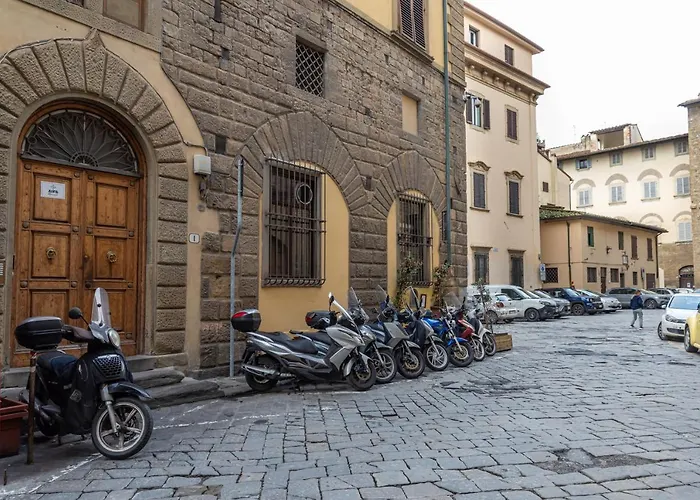 Eclectic In Santa Croce Daire