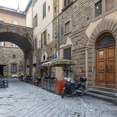 Eclectic In Santa Croce * Florence