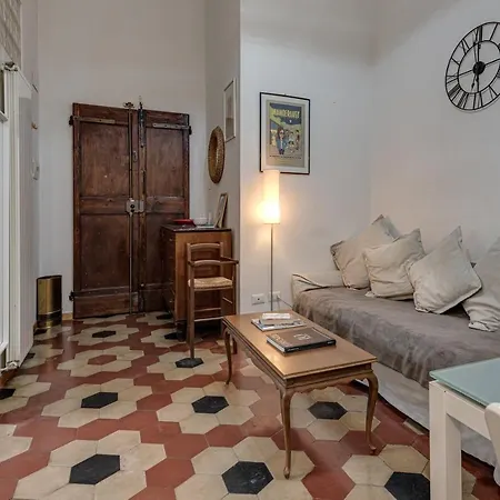 Eclectic In Santa Croce Apartment *